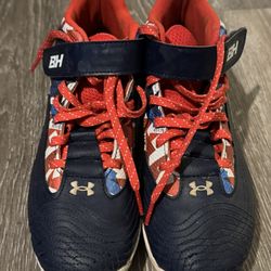Boy’s Under Armour Baseball Cleats - 4.5Y