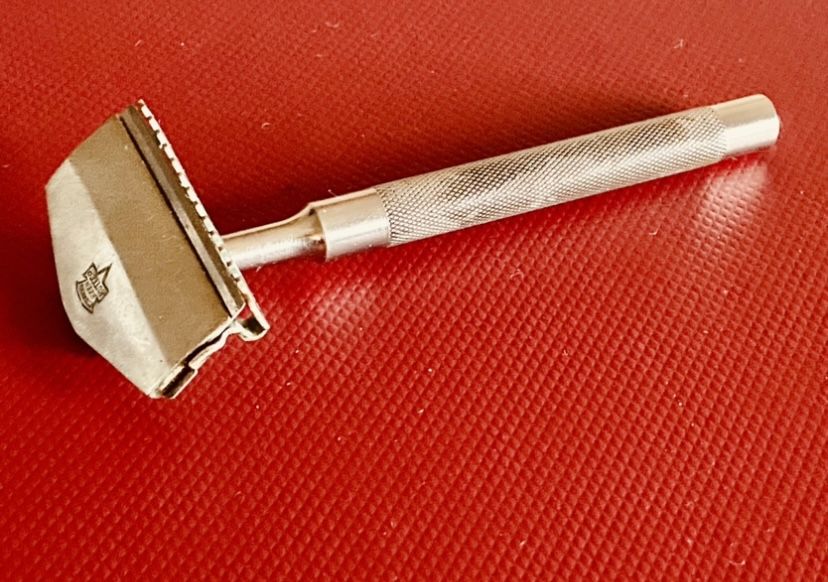 Razor Vintage Collectible