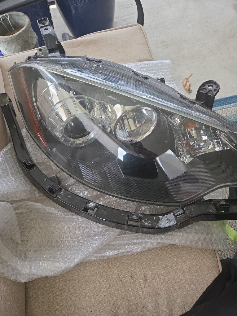 2007-2012 Acura RDX Passenger Side Headlight