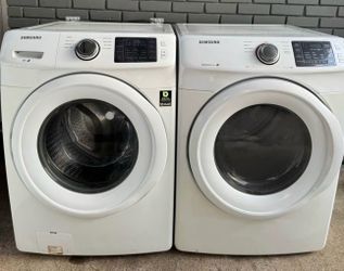 Samsung Washer And Dryer in great working condition. No issues works good.