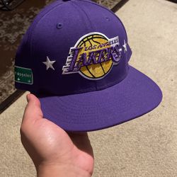 Los Angeles Lakers Hat 7 1/2 