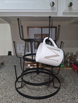 Black Metal Countertop Mug Tree Rack
