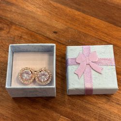 Brand New Gorgeous Halo Surround Rose Gold  Earrings. Perfect Christmas Gift! Located in Murray cash/Venmo. Fcfs or hold with Venmo 
