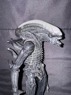 Neca alien