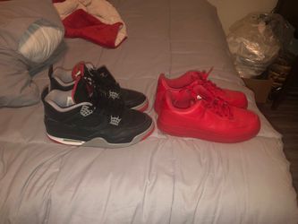 Size 10 shoes … 50-100$ check them out !!!