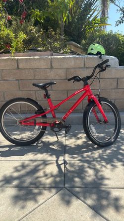 Specialized Jett Bicycle  + POCito Helmet
