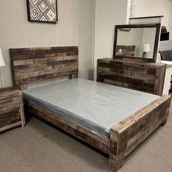 DEREKSON GRAY PANEL BEDROOM SET