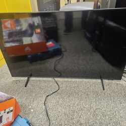 42" Samsung Tv.  6 Months Old