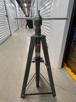 Pittsburgh 2-Ton Under Hoist Safety Stands