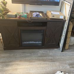 Electric Fireplace w/remote Heater