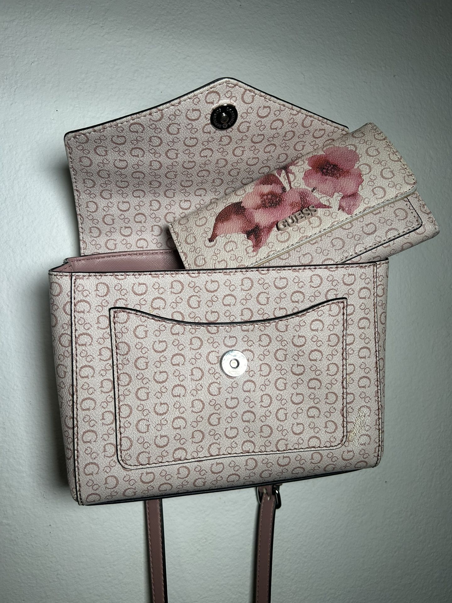 GUESS cream and pink crossbody purse