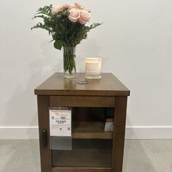 Chairside End Table/ Night Stand