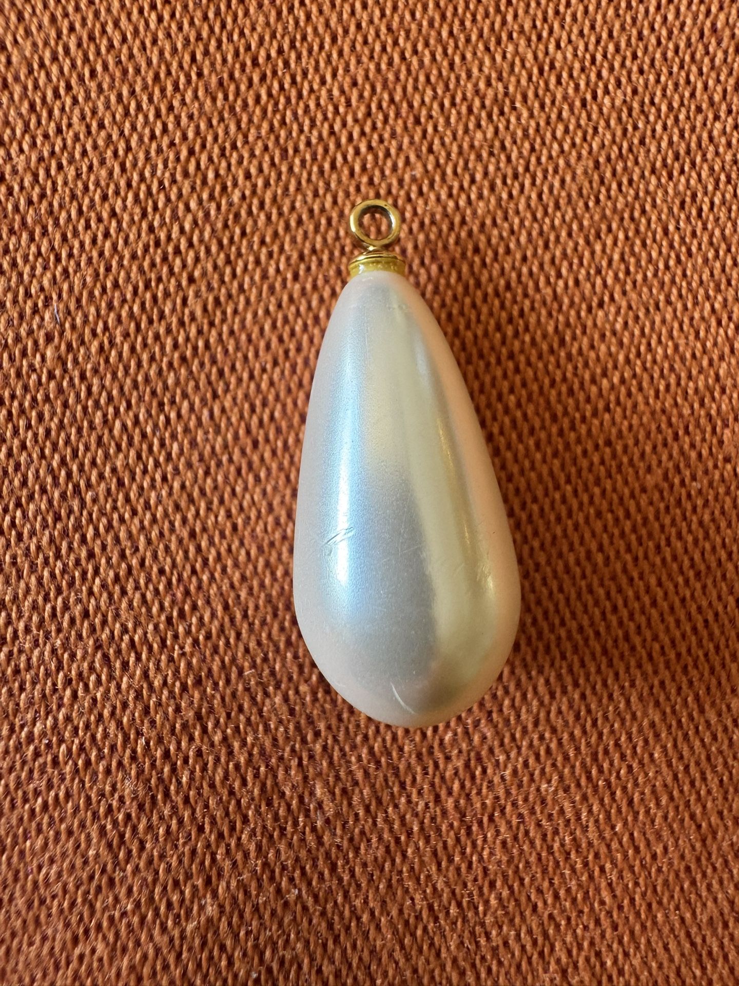 Tear Drop Pearl Pendant 