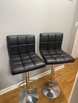 Bar stool
