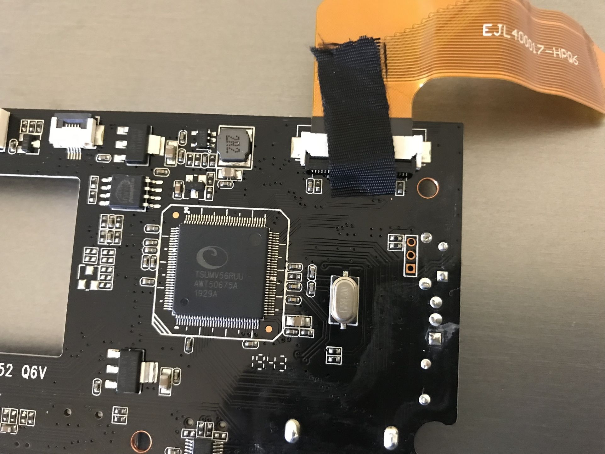 TSUMV56RUU + Circuit board + 2 More Circuit Boards