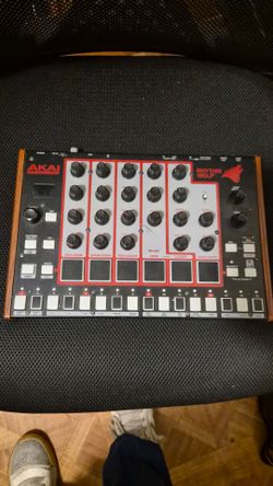 Akai Rhythm Wolf