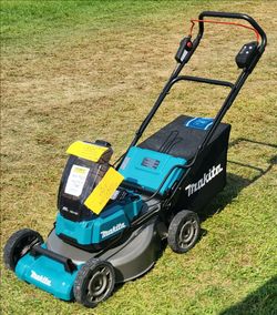 NEW Makita 21" 36V Mower Kit (4 Batteries & Dual Fast Charger) $575 OBO