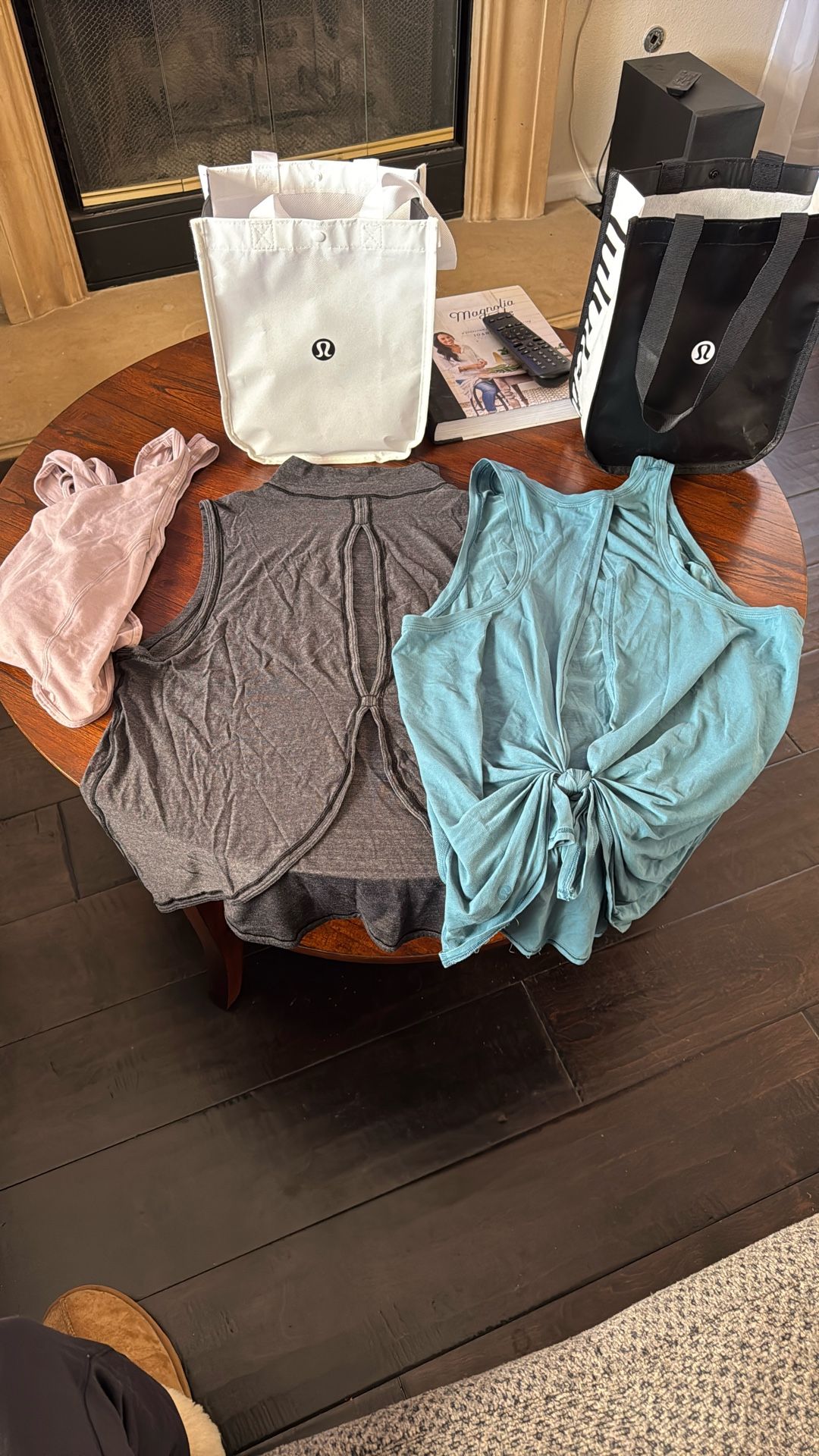 Lululemon Tops Size 8