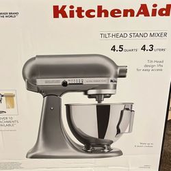 New Kitchenaid Stand Mixer 