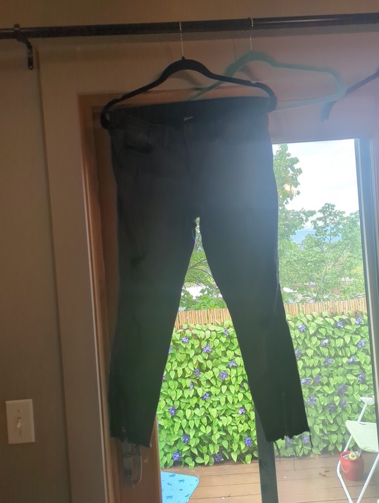 Distressed Jeans
