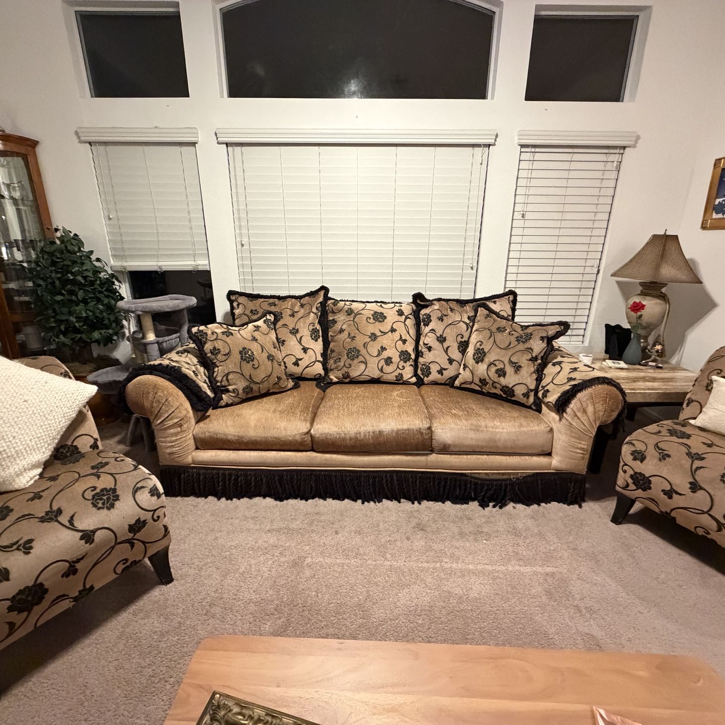 Floral matching livingroom set