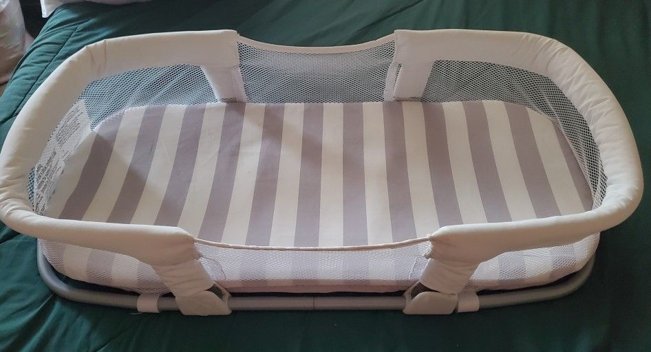 Baby Portable Bassinet 