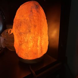 himalayan salt lamp 