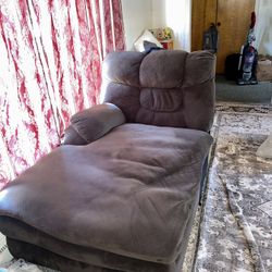 Sofa For Sale!!🛋🌟🔥📲✅