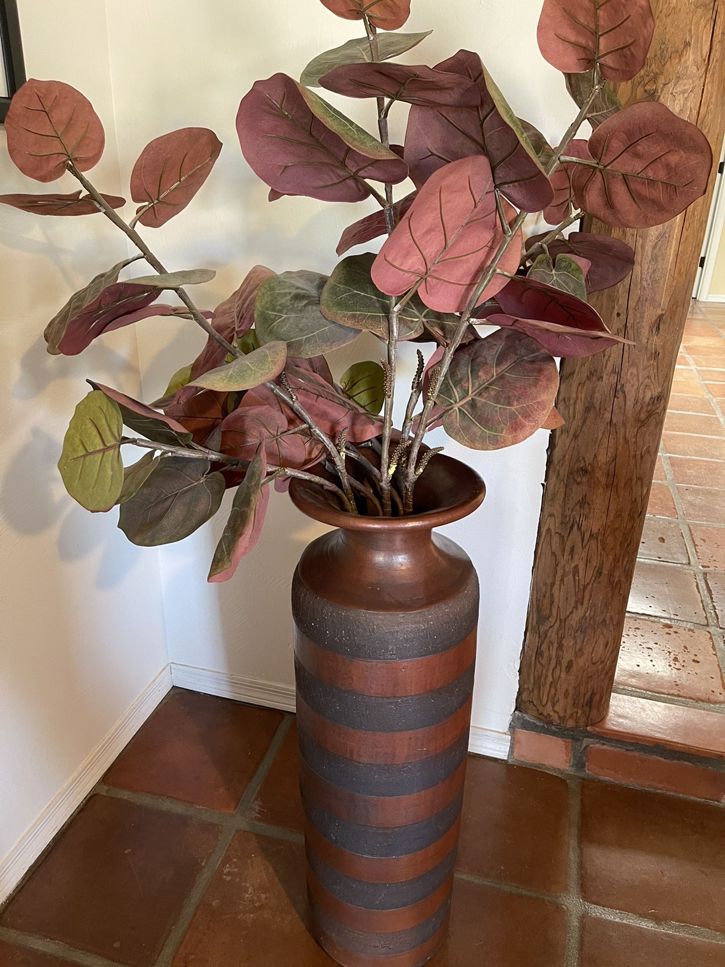 Fake Plant With 3 Foot Vase