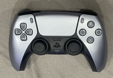 Gray PS5 Controller (PlayStation 5)