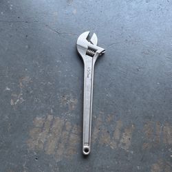 18” Adjustable Wrench 