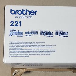 Brother toner 221