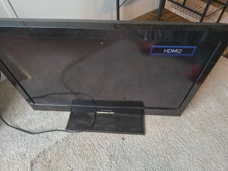 40 x 20 Sylvania tv