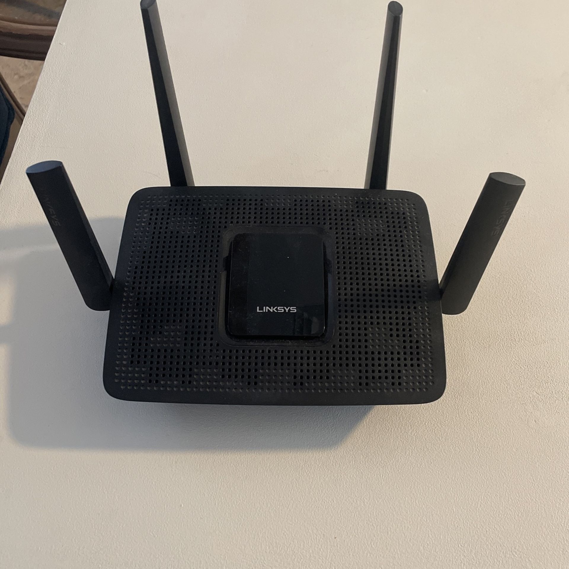 Linksys MR9000 High Power Wi-Fi Router 