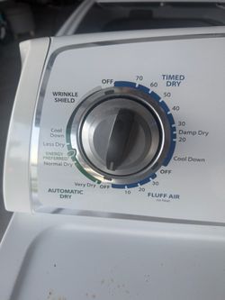 White Clothes Dryer with Cycle Knob