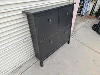 IKEA HEMNES
Shoe cabinet with 4 compartments, black-brown, 107x22x101 cm