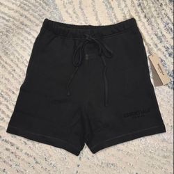 New essentials shorts