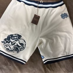 Supreme Mitchell Ness NCAA basketball shorts