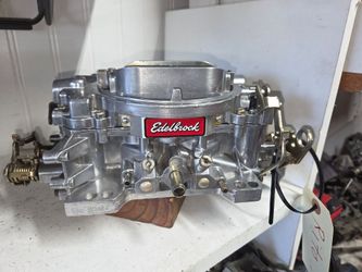 1407 Edelbrock Carburetor