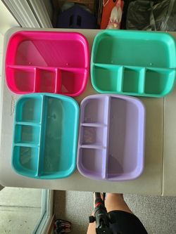 Set of 4 Divided Plastic Kids Plates