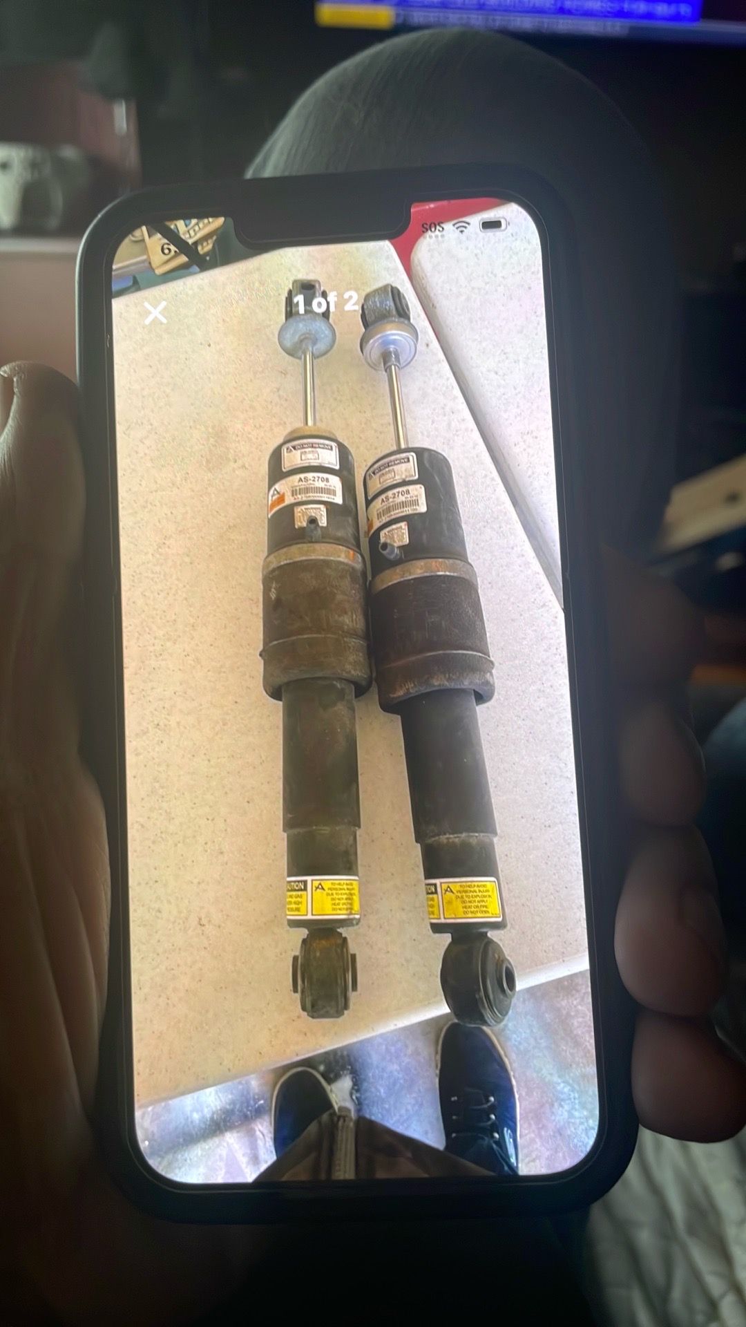 Air shock absorbers
