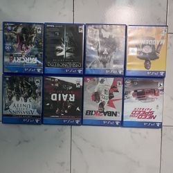 all ps4 game they are all together in the post 