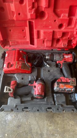 M18 FUEL 18V Lithium-Ion Brushless Cordless Hammer Drill and Impact Driver Combo kit