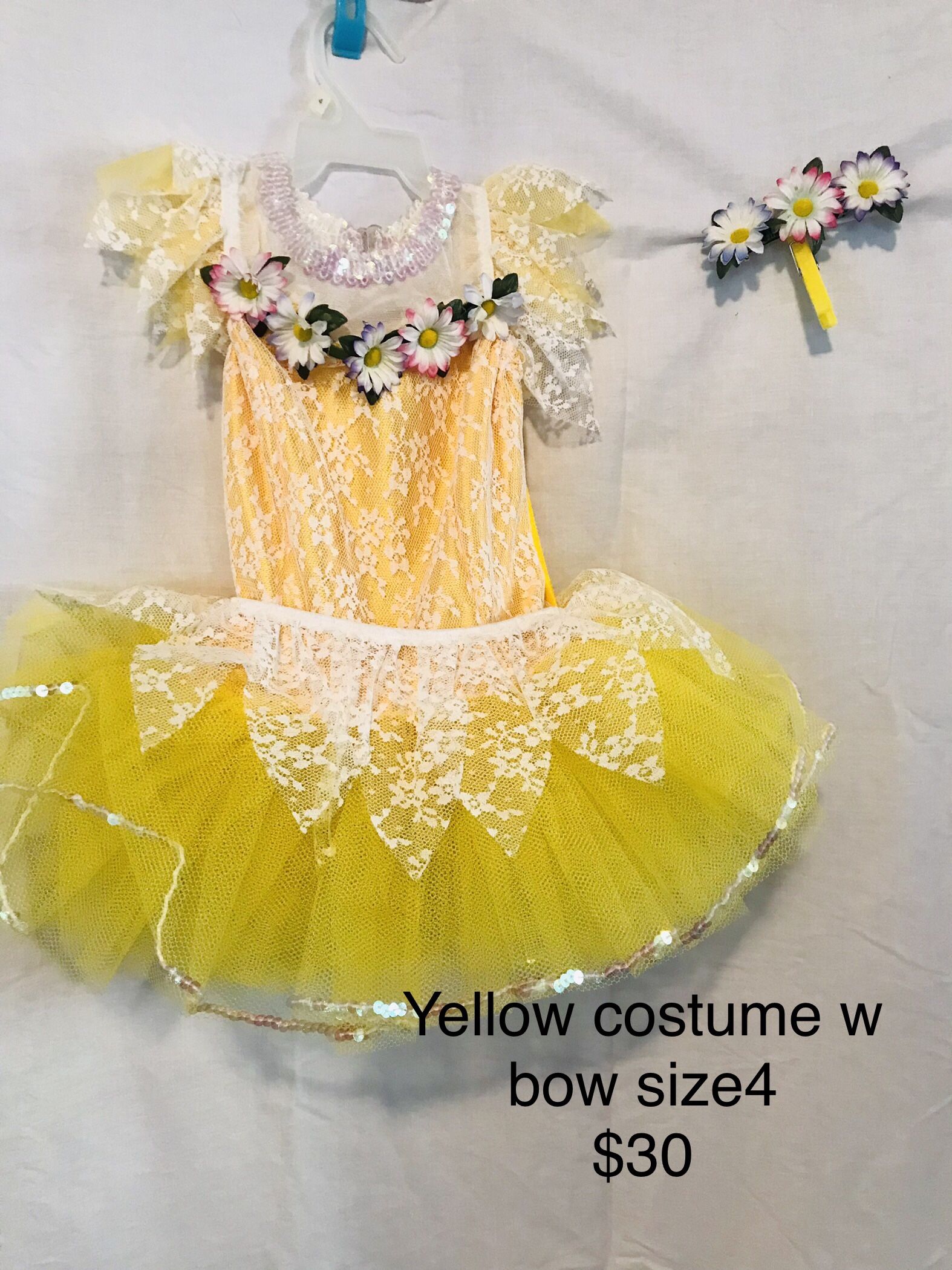 Beautiful Yellow Dance Costume Child Size 4 Includes Hair Bow To Match! Like New Worn Once $30