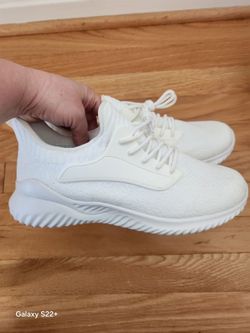 White Knit Lace-Up Sneakers men size 9 or woman's size 10.5-11