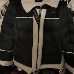 Tahari insulated jacket. Large