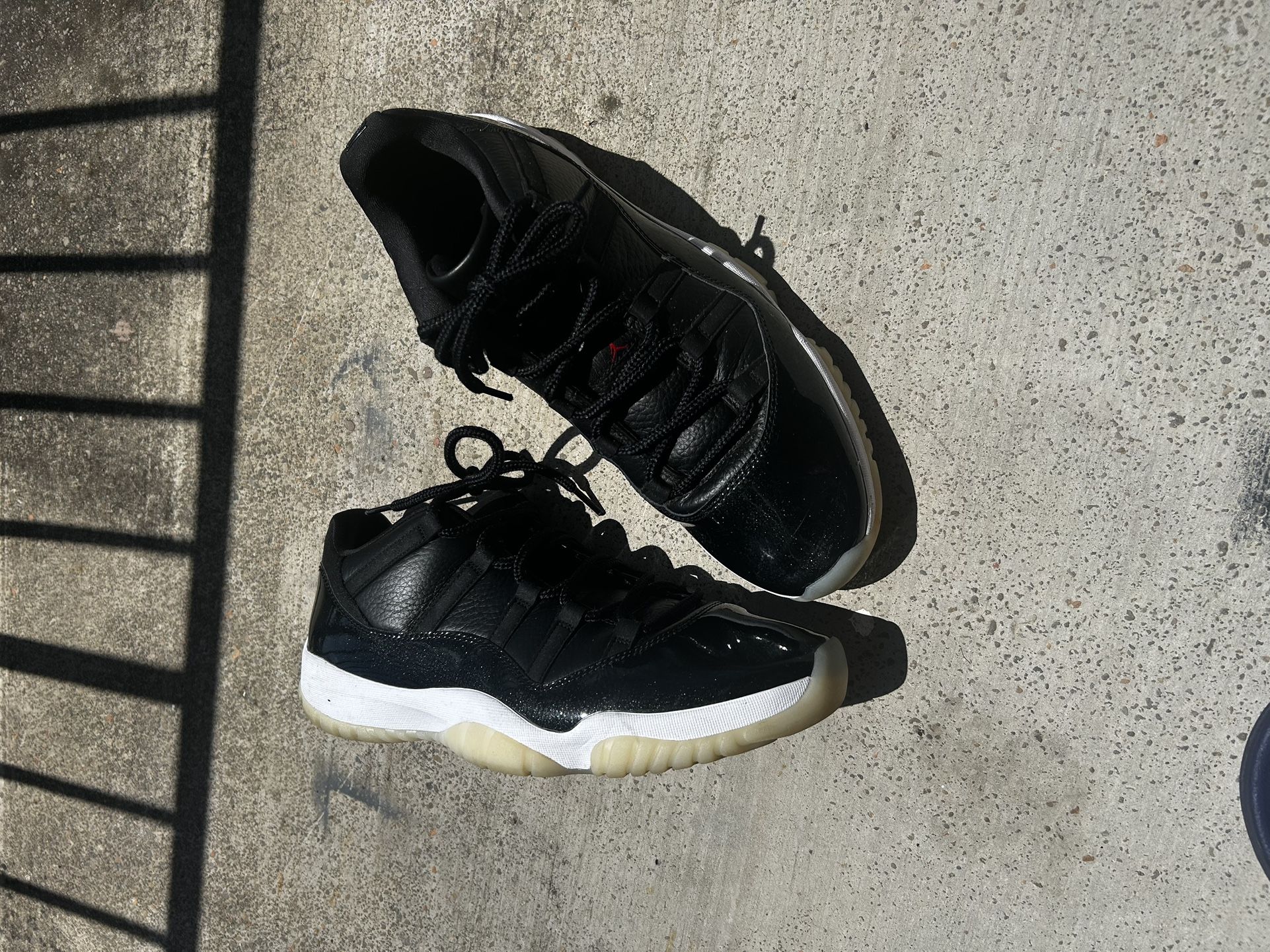 Jordan 11 Low 72-10