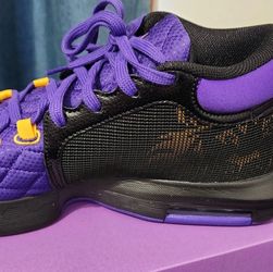 Nike LeBron Witness 8 Lakers