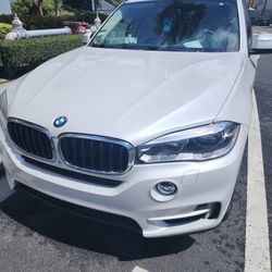 2015 BMW X5 35i Pearl White 3rd Row Seats