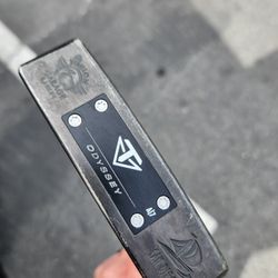 *Beautiful* Odyssey Toulon Garage San Diego 34"